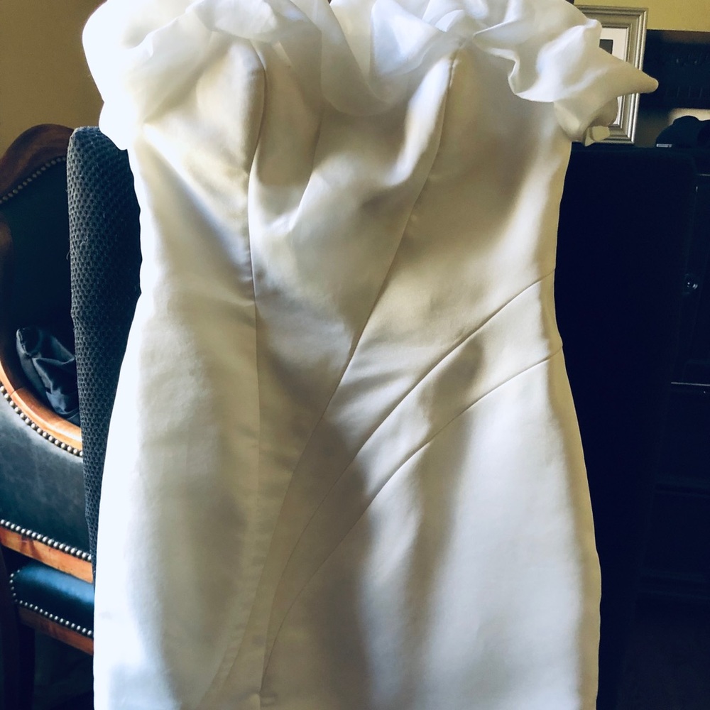 White Strapless Ruffle derail dress size 2